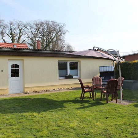 Bungalow Gross Dratow Extérieur photo