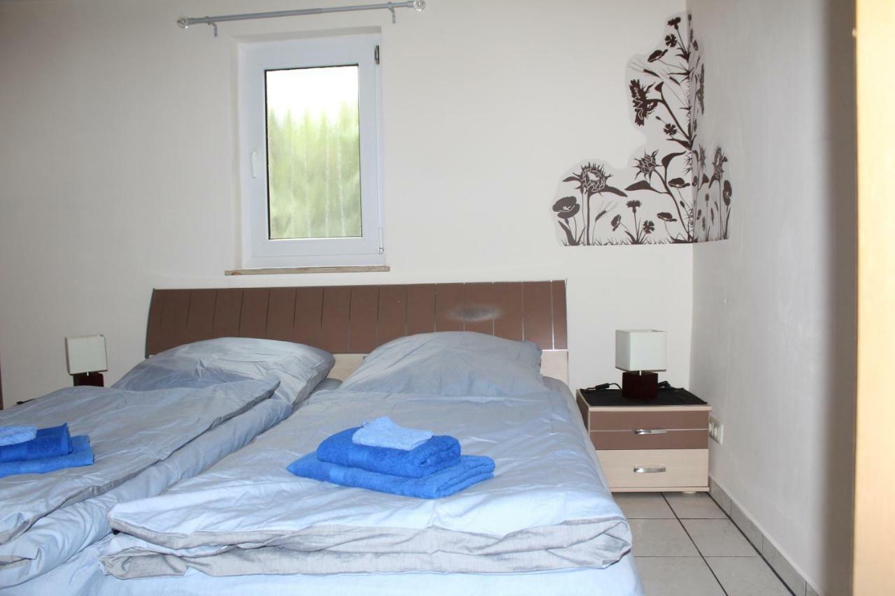 Bungalow Gross Dratow Extérieur photo