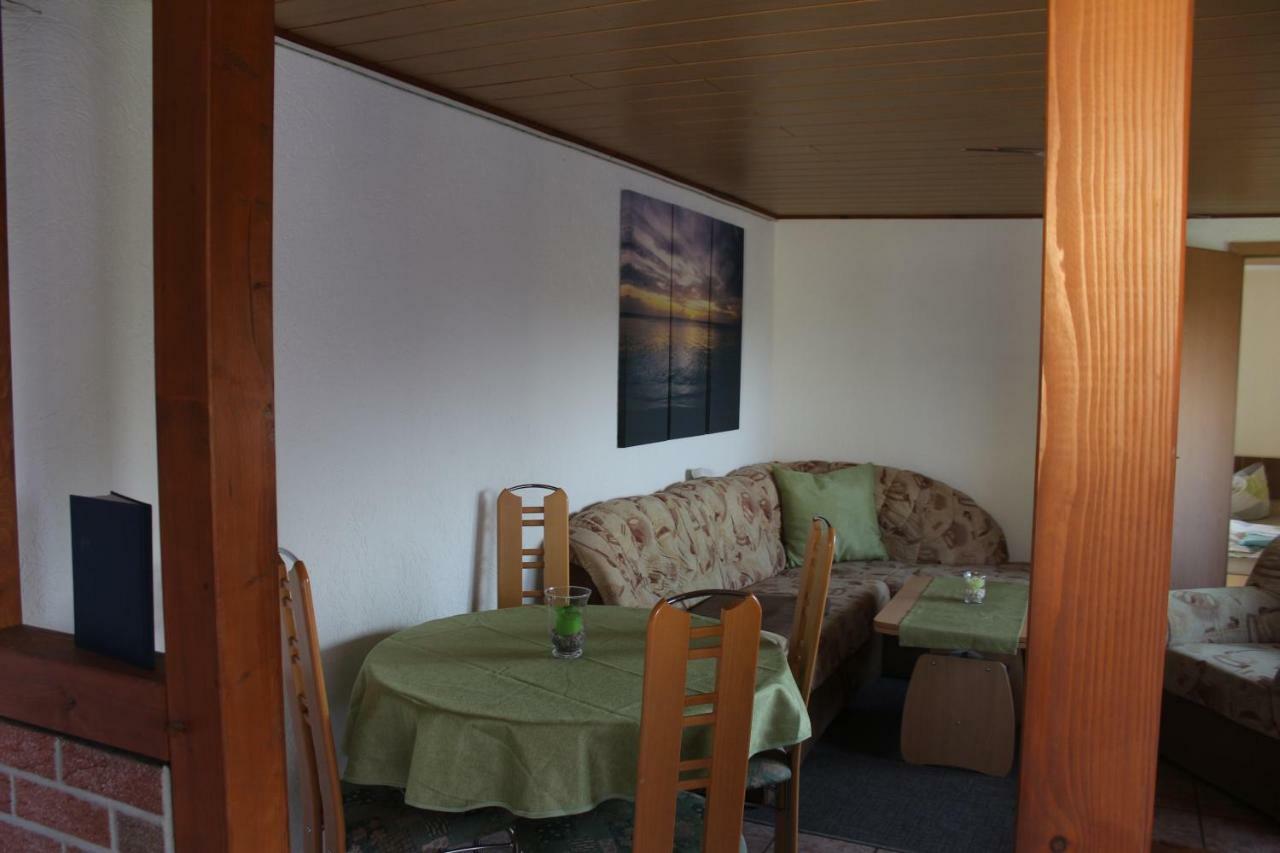 Bungalow Gross Dratow Extérieur photo